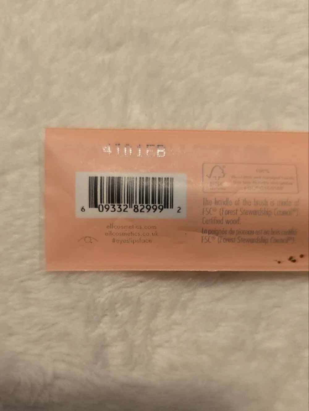 ELF Dual-Ended Brow Applicator Brush in Black
